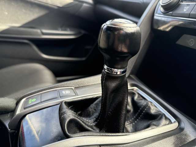 Honda Civic 1.0 VTEC Turbo 126 SR 5dr 