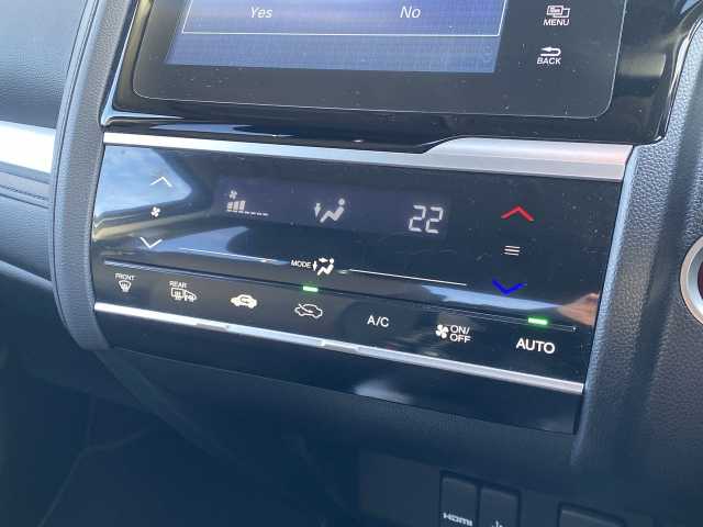 Honda Jazz 1.3 EX Navi 5dr 