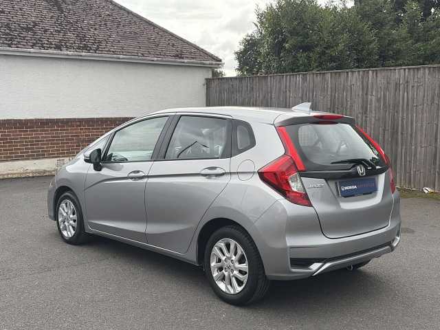 Honda Jazz 1.3 i-VTEC SE 5dr CVT 