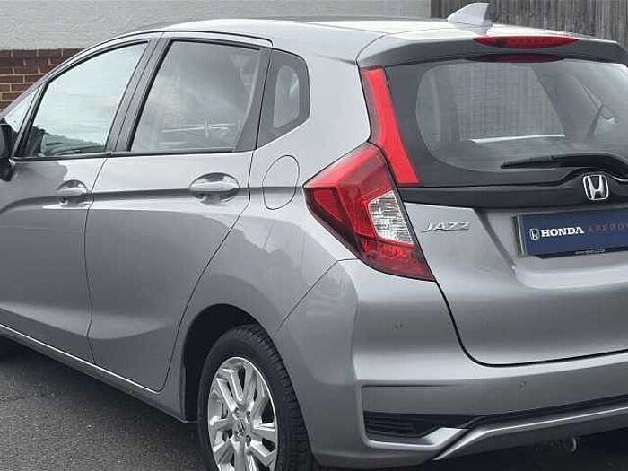 Honda Jazz 1.3 i-VTEC SE 5dr CVT 